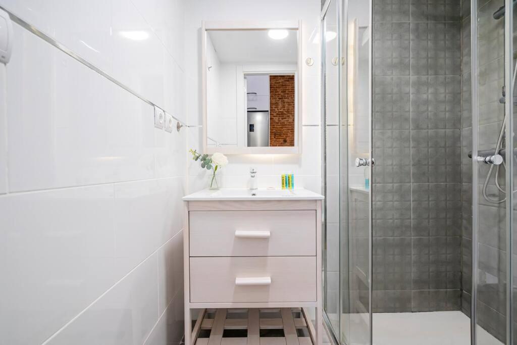 Chamberi - Quiet Flat, Ideal For Families Cas Madrid Kültér fotó