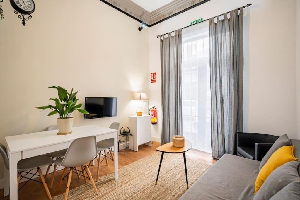Chamberi - Quiet Flat, Ideal For Families Cas Madrid Kültér fotó
